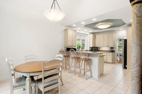 5 Sunrise Boulevard Hooksett NH 03106