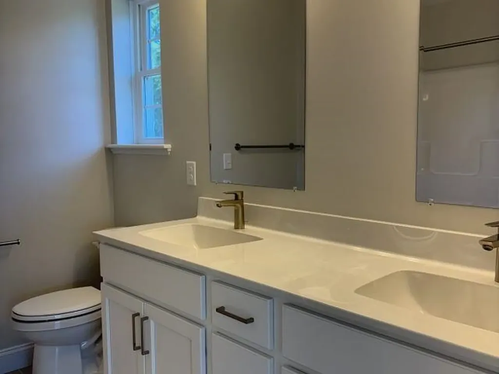55A Sunset Ridge Epping NH 03042