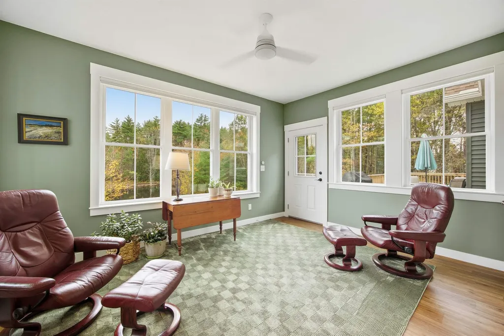 667 Borough Road Pembroke NH 03275