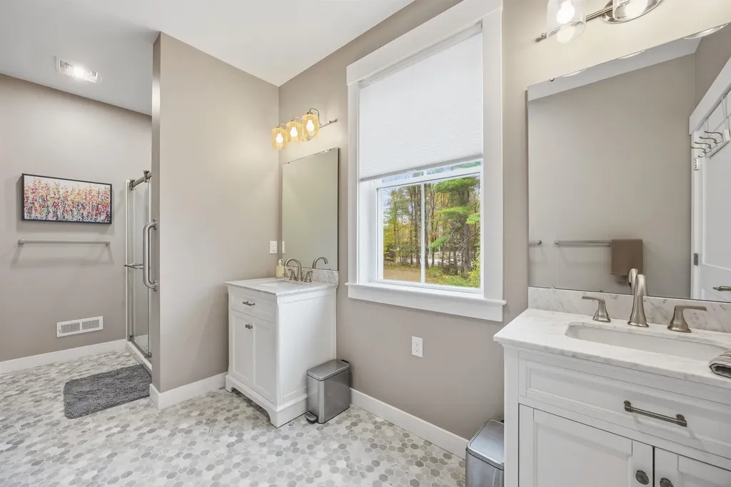 667 Borough Road Pembroke NH 03275