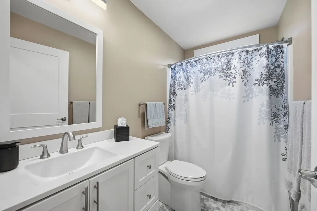 667 Borough Road Pembroke NH 03275