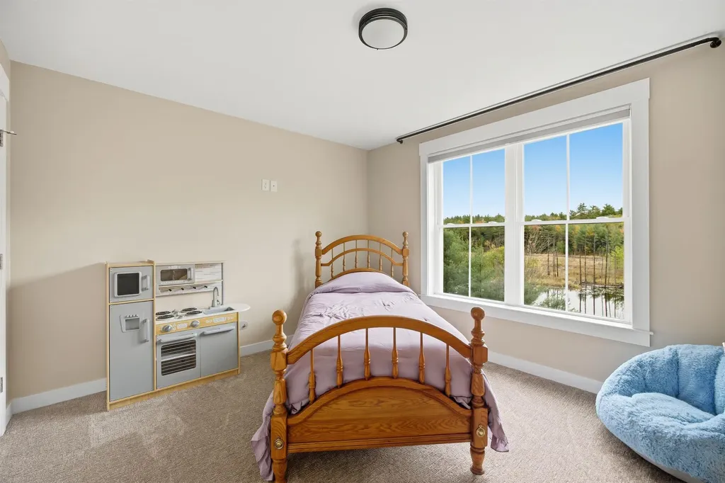 667 Borough Road Pembroke NH 03275