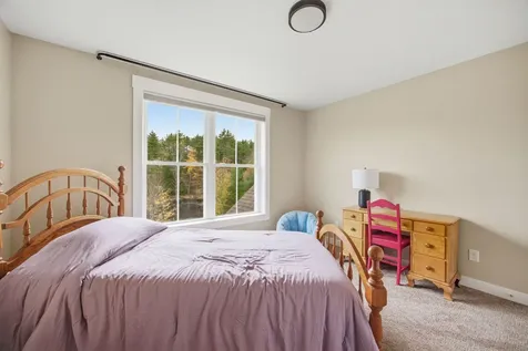 667 Borough Road Pembroke NH 03275