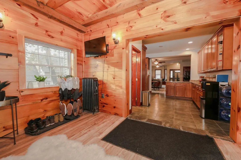 331 E High Street Manchester NH 03104