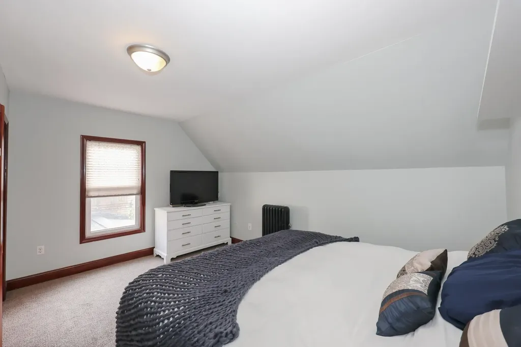 331 E High Street Manchester NH 03104