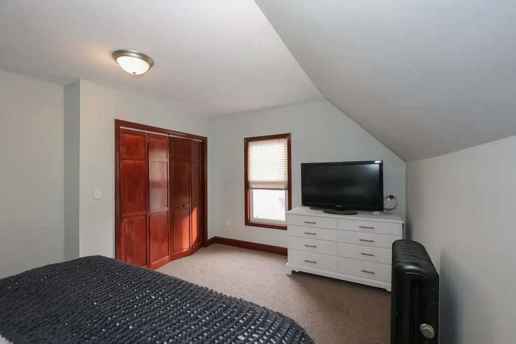 331 E High Street Manchester NH 03104