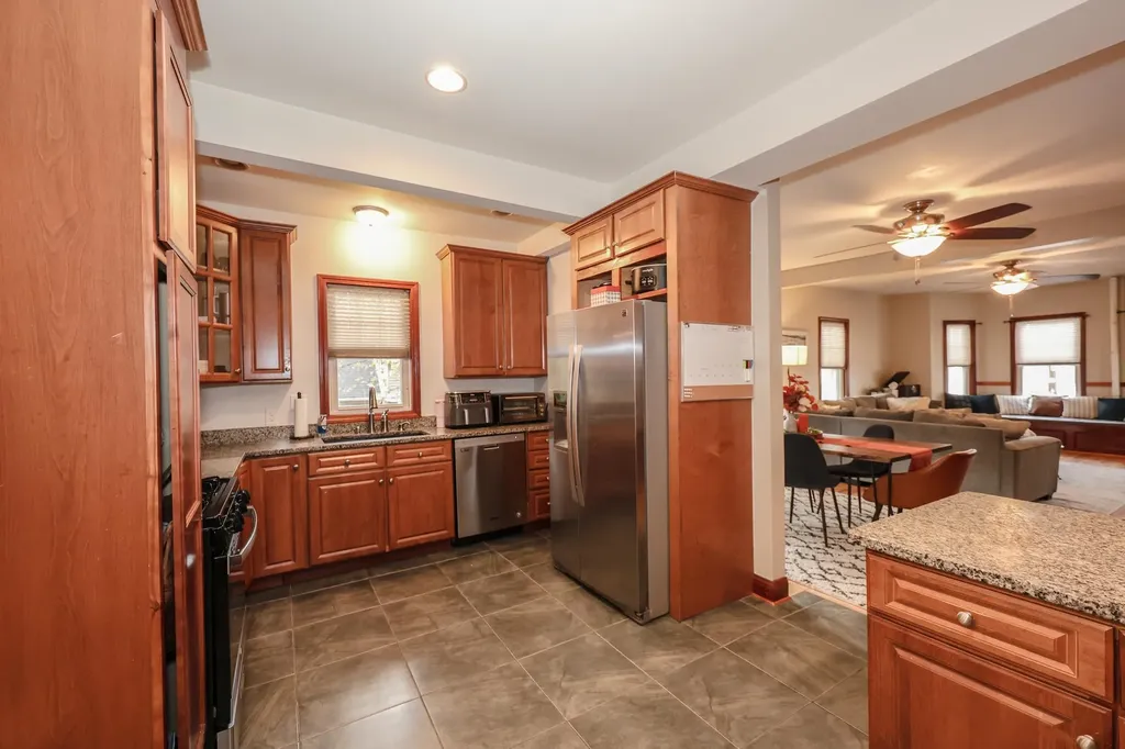 331 E High Street Manchester NH 03104