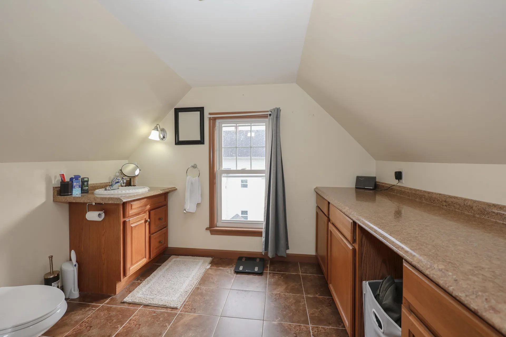 331 E High Street Manchester NH 03104