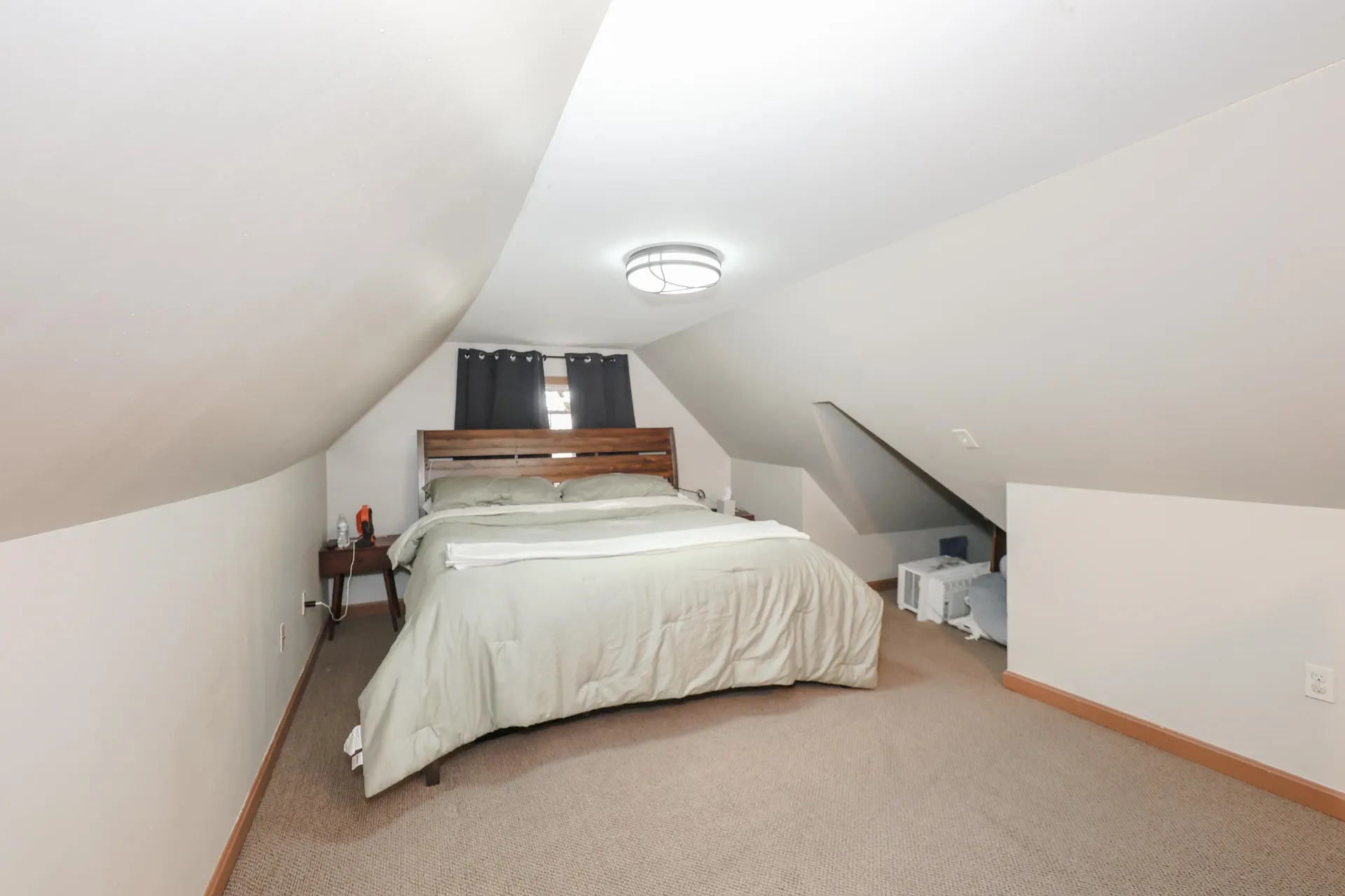 331 E High Street Manchester NH 03104