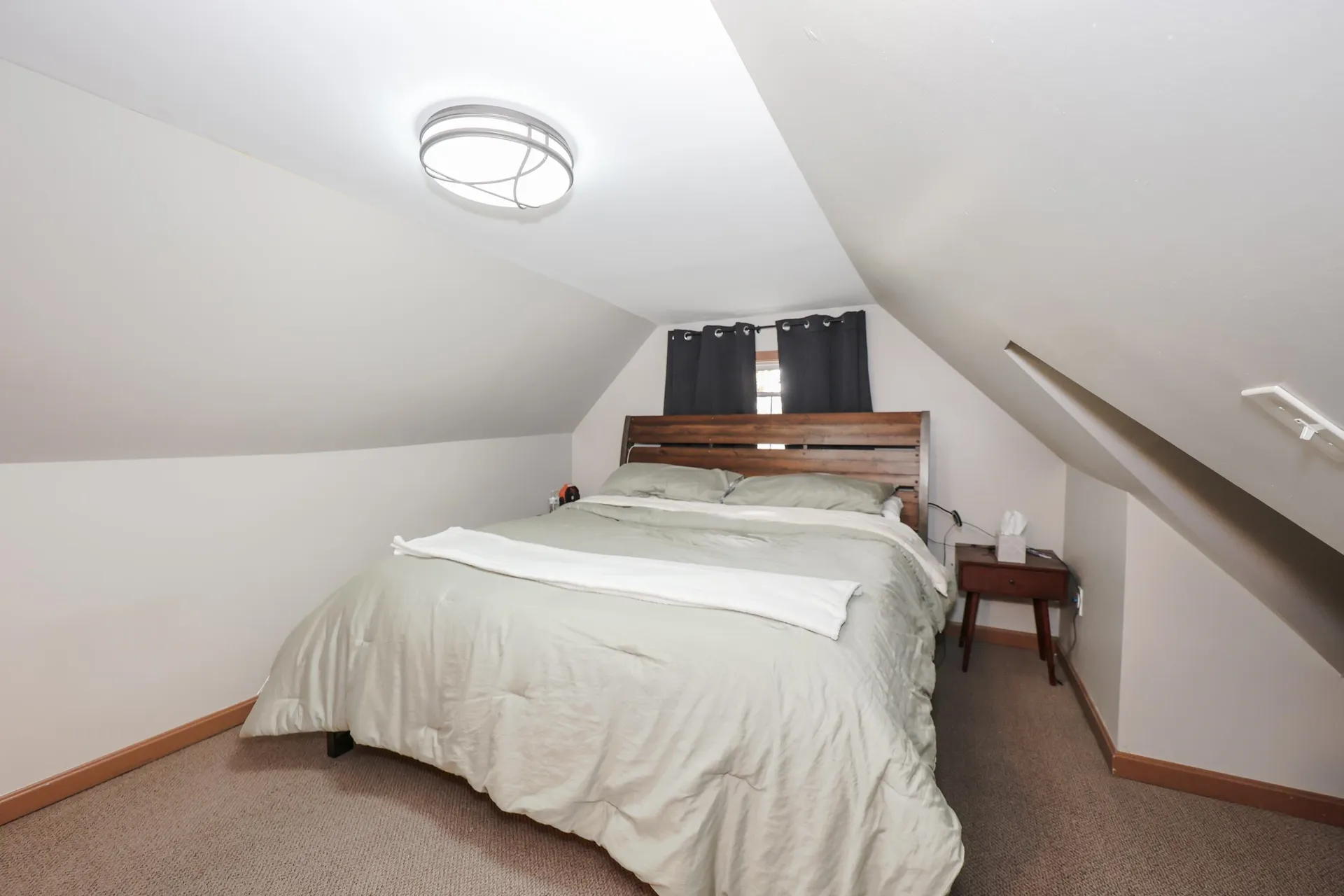 331 E High Street Manchester NH 03104