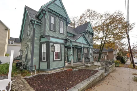 331 E High Street Manchester NH 03104