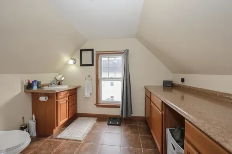 331 E High Street Manchester NH 03104