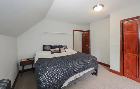 331 E High Street Manchester NH 03104