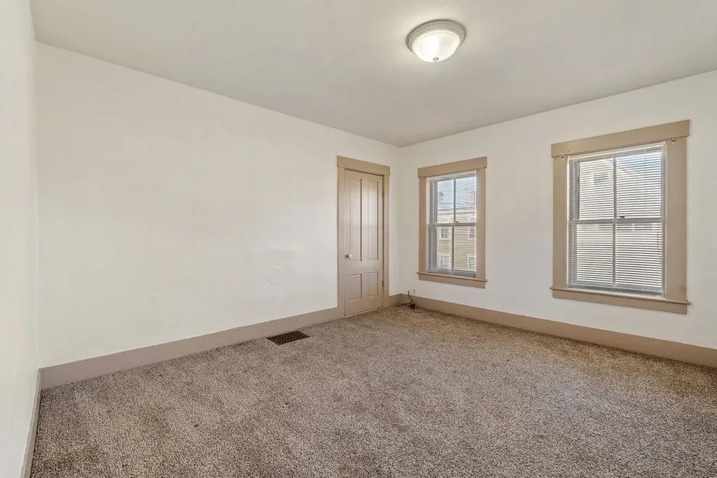 67 Winter Street Rochester NH 03867