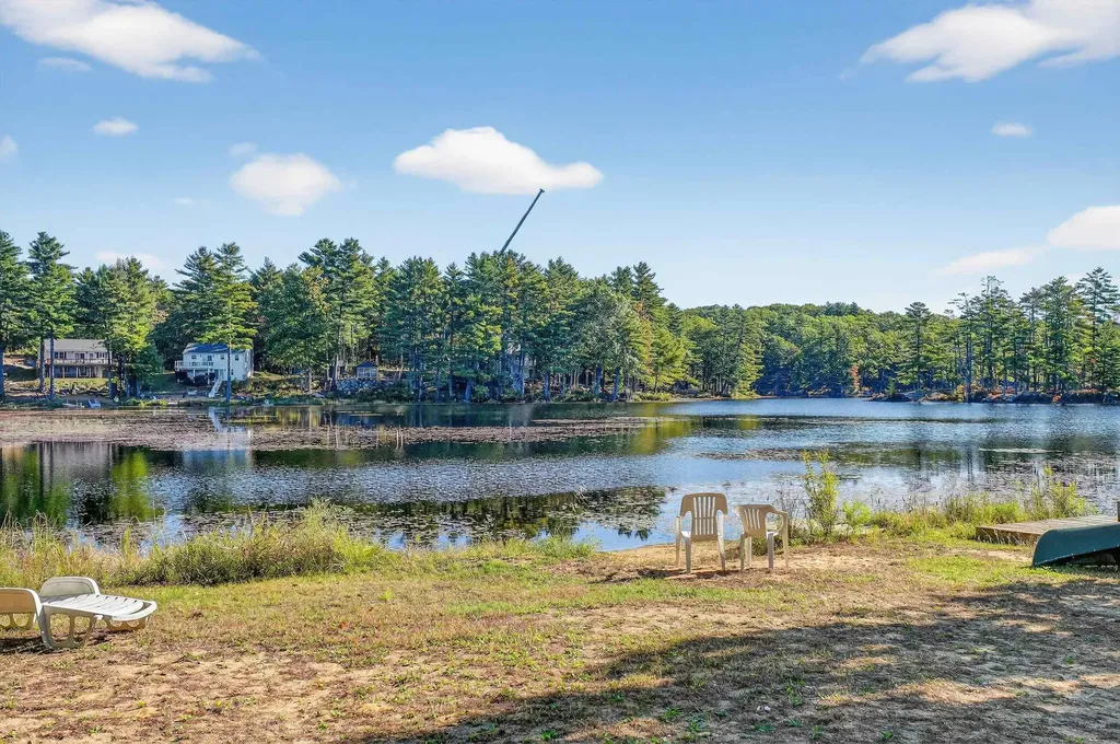 16 Sherwood Forest Drive Canterbury NH 03224