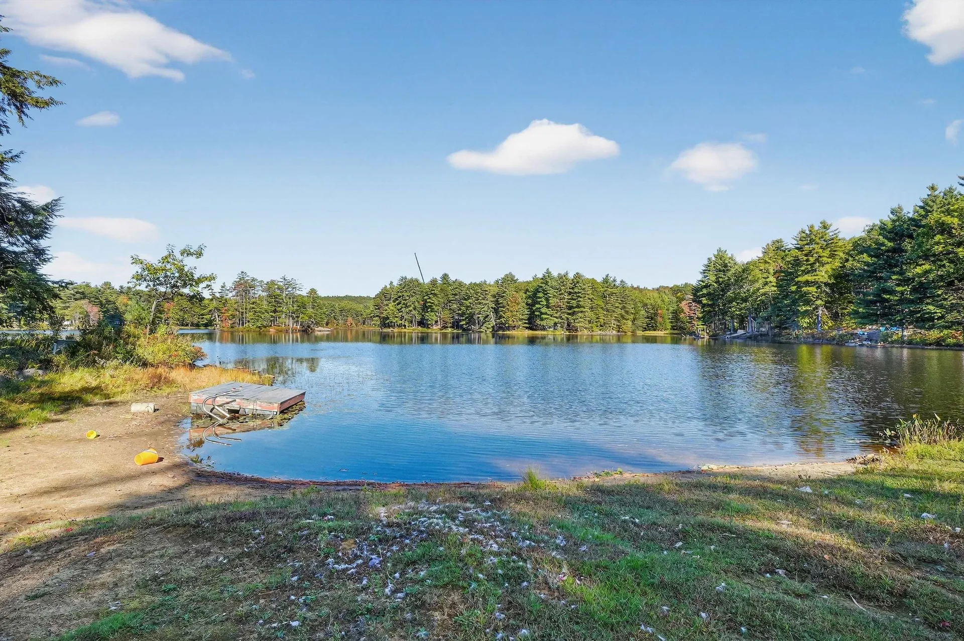 16 Sherwood Forest Drive Canterbury NH 03224