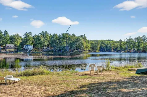 16 Sherwood Forest Drive Canterbury NH 03224