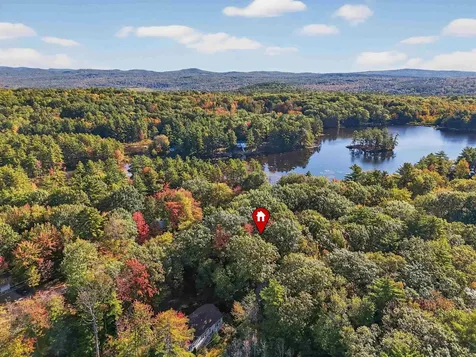 16 Sherwood Forest Drive Canterbury NH 03224