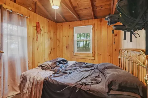 16 Sherwood Forest Drive Canterbury NH 03224