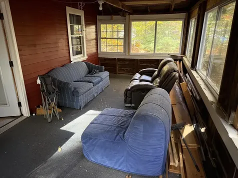 16 Sherwood Forest Drive Canterbury NH 03224