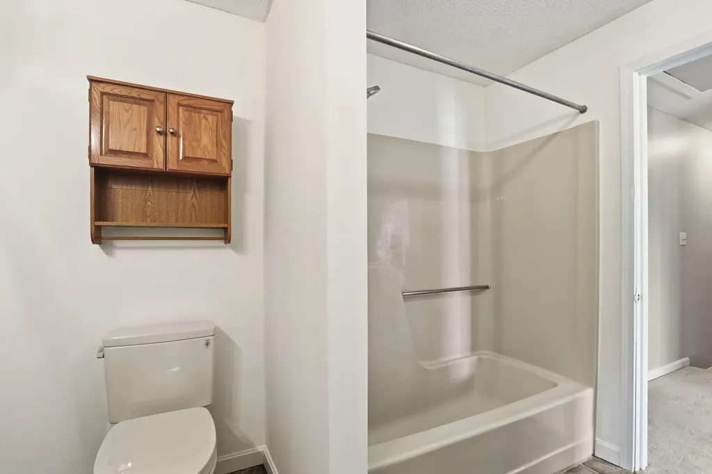 77 E Ridge Road Merrimack NH 03054