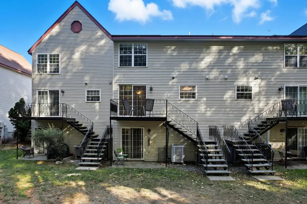 77 E Ridge Road Merrimack NH 03054