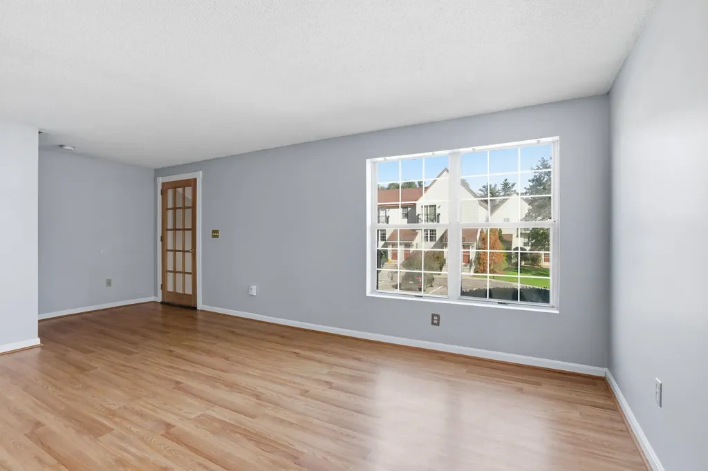 77 E Ridge Road Merrimack NH 03054