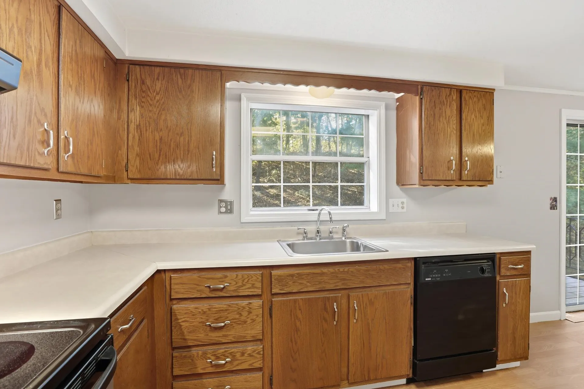 77 E Ridge Road Merrimack NH 03054