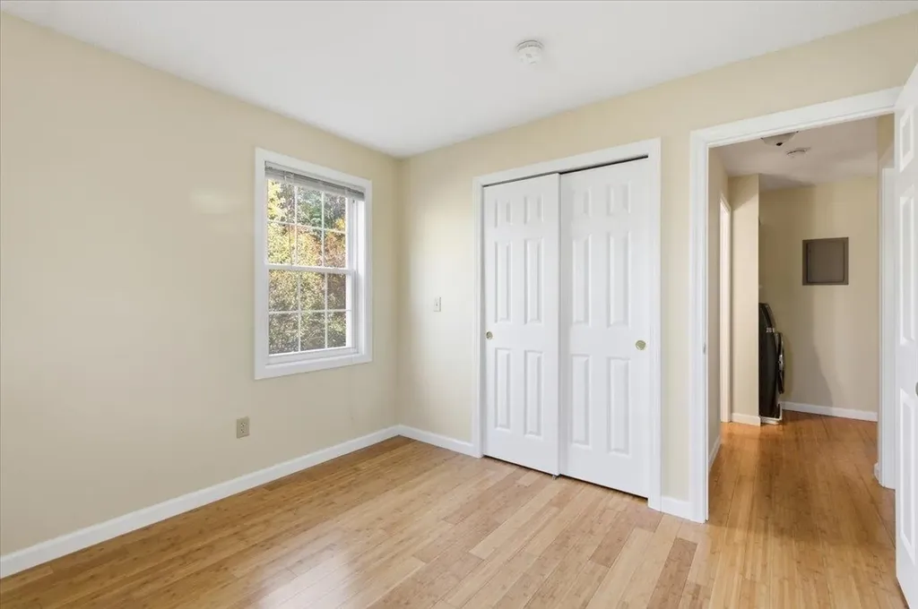 96 Twin Oaks Terrace South Burlington VT 05403