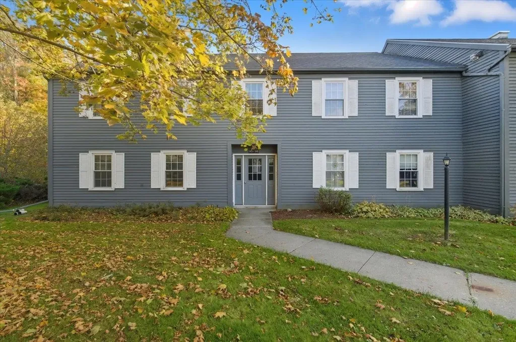 96 Twin Oaks Terrace South Burlington VT 05403