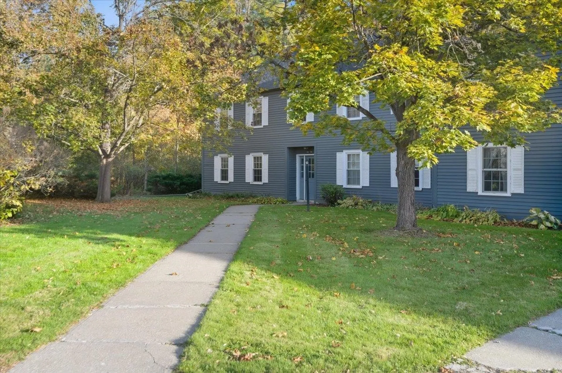 96 Twin Oaks Terrace South Burlington VT 05403