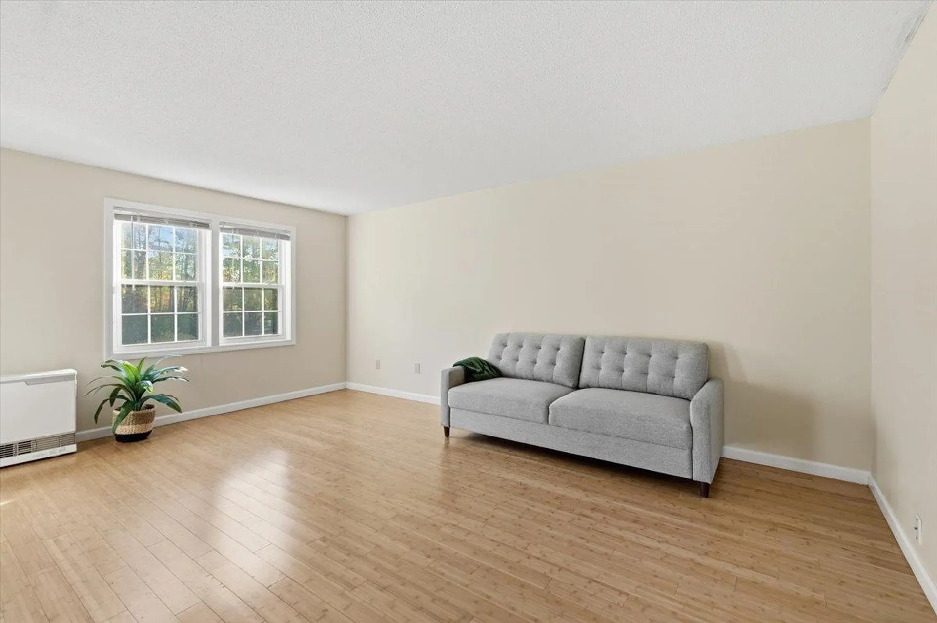 96 Twin Oaks Terrace South Burlington VT 05403