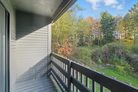 96 Twin Oaks Terrace South Burlington VT 05403