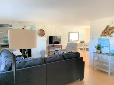 83 Brown Avenue Hampton NH 03842