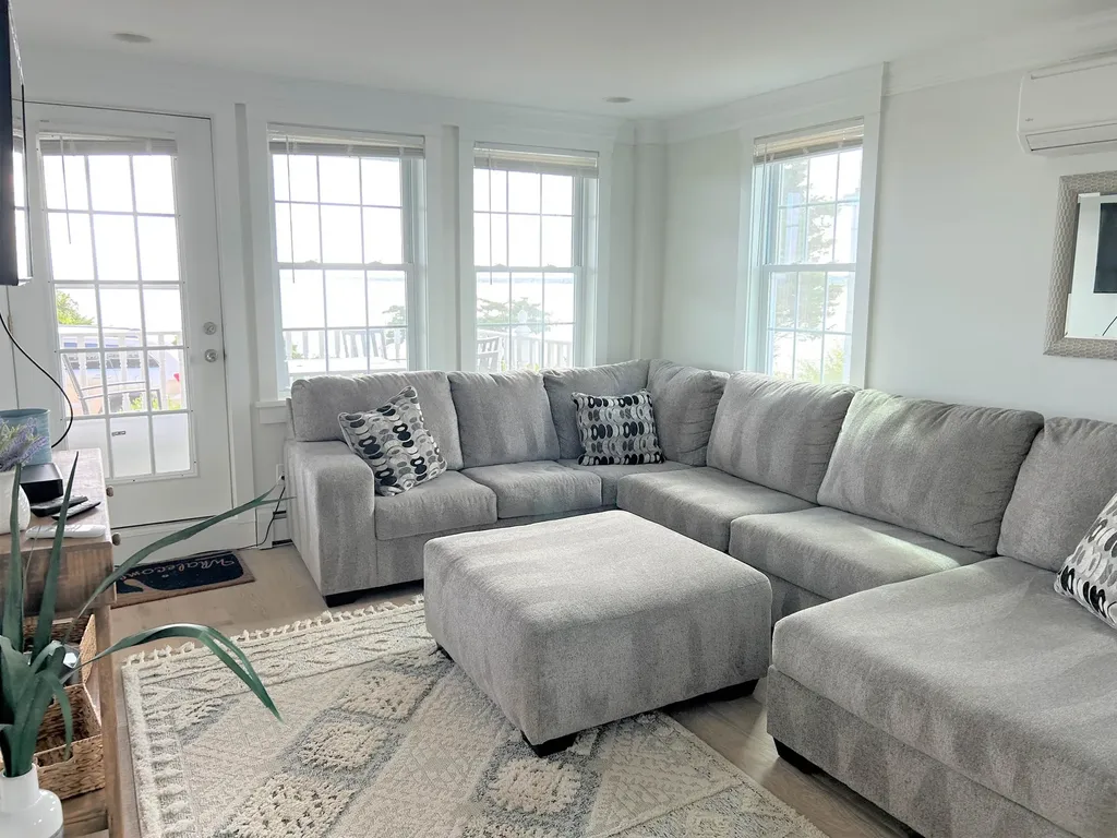 11 Great Boars Head Avenue Hampton NH 03842