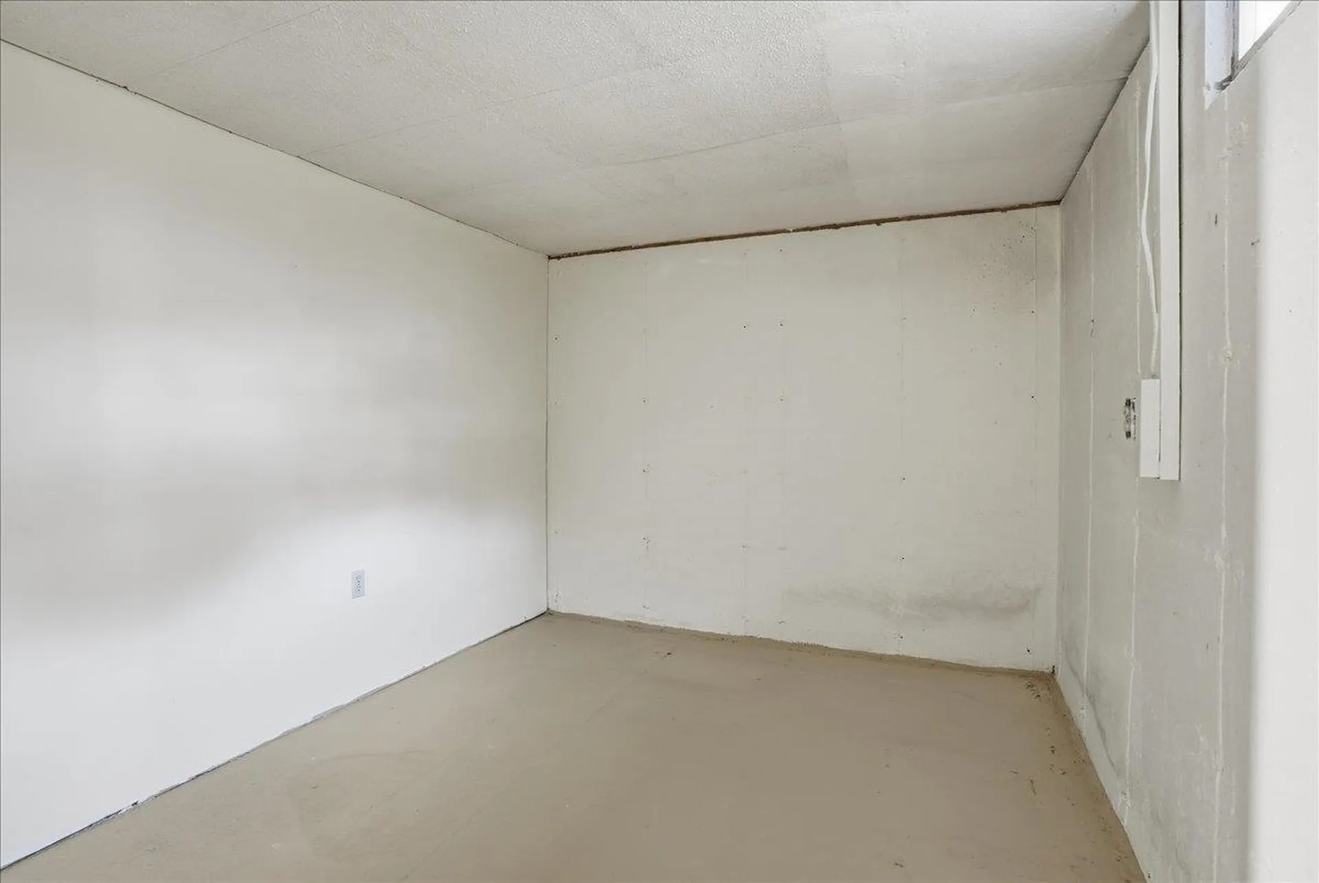 8 Dubois Drive South Burlington VT 05403