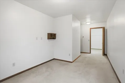 8 Dubois Drive South Burlington VT 05403