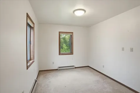 8 Dubois Drive South Burlington VT 05403