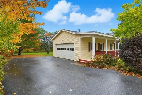 8 Dubois Drive South Burlington VT 05403