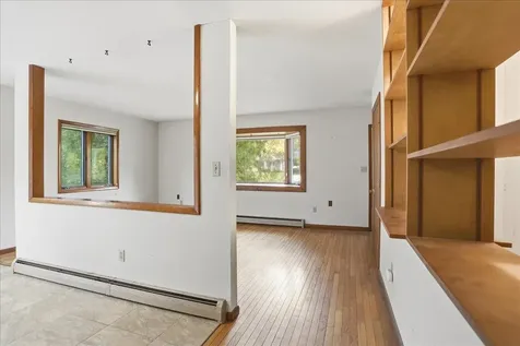 8 Dubois Drive South Burlington VT 05403