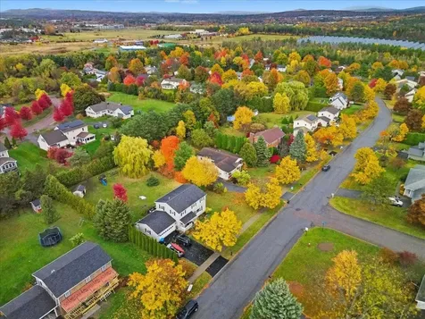 8 Dubois Drive South Burlington VT 05403