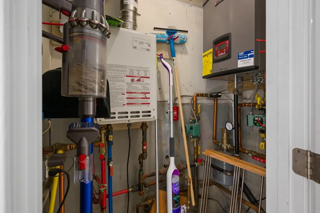 18 Middlebrook Road Dover NH 03820