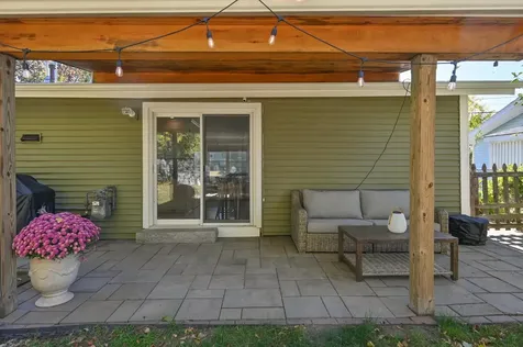 18 Middlebrook Road Dover NH 03820