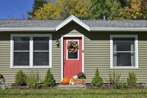 18 Middlebrook Road Dover NH 03820