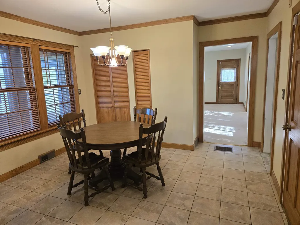 699 Montgomery Street Manchester NH 03102