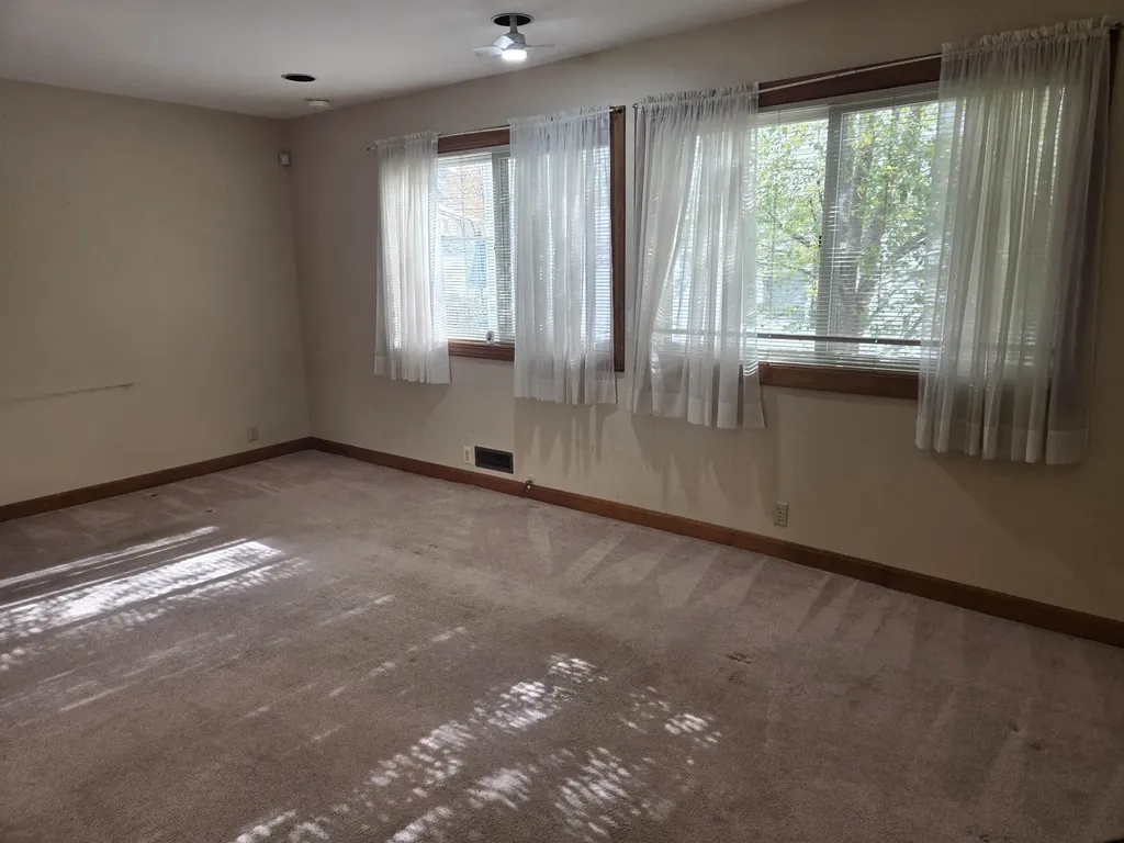 699 Montgomery Street Manchester NH 03102