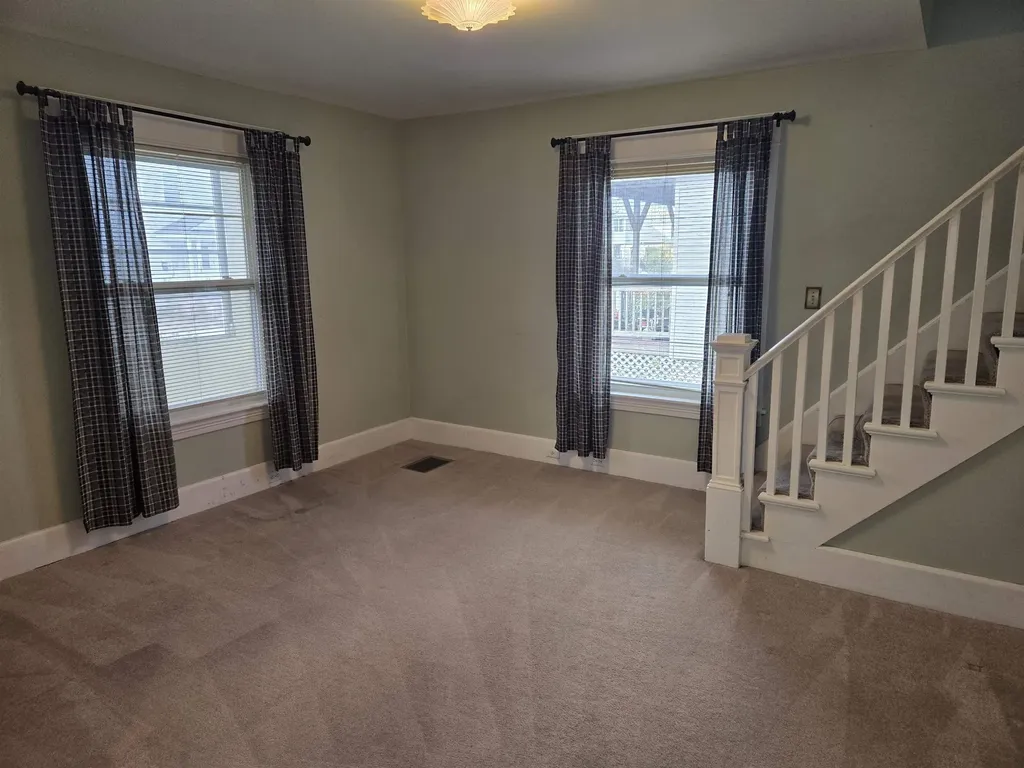 699 Montgomery Street Manchester NH 03102