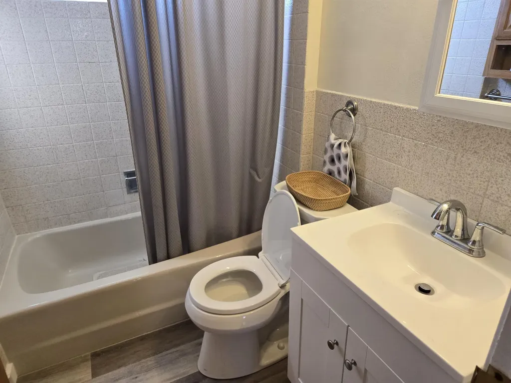 699 Montgomery Street Manchester NH 03102