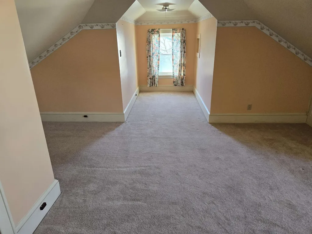 699 Montgomery Street Manchester NH 03102