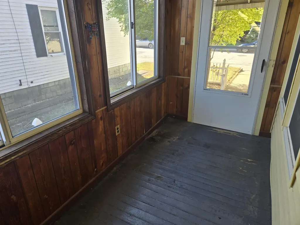 699 Montgomery Street Manchester NH 03102